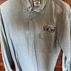 Lee Men's Vintage Denim Shirt with MetLife Peanuts Gang Embroidery